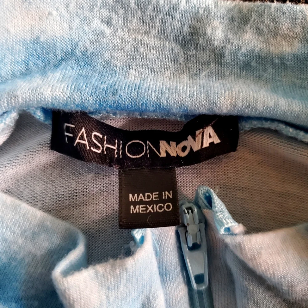 Fashion Nova Want To Be Me Tie Dye Maxi Dress Size XL Blue - Picture 3 of 4